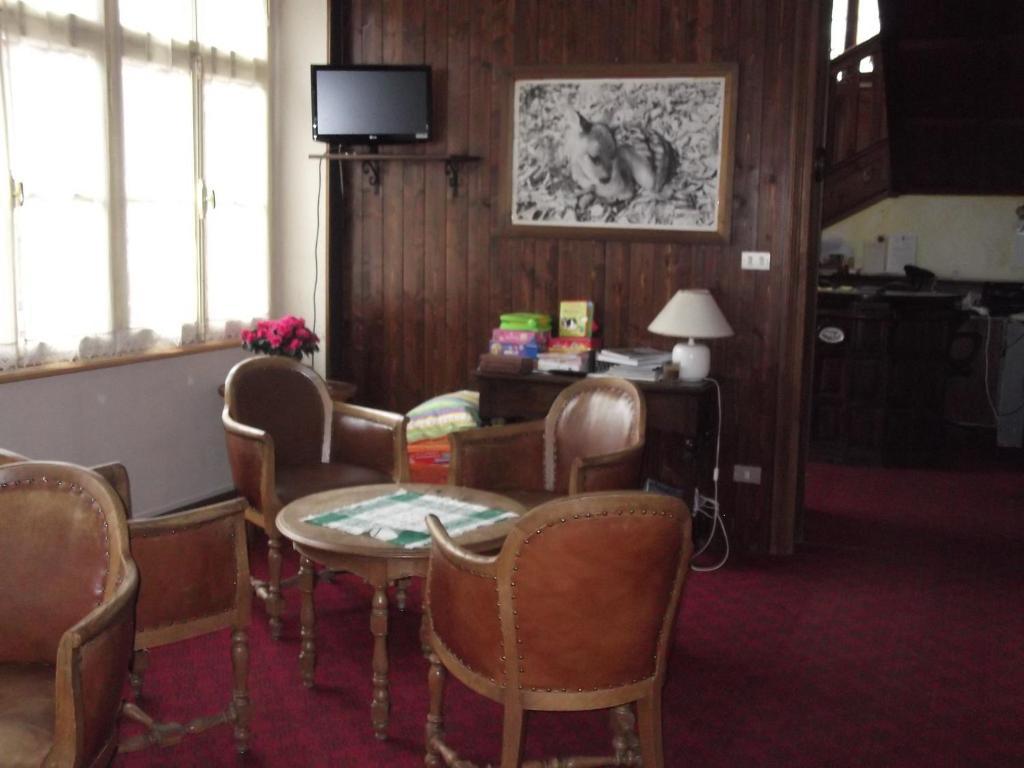 Hotel Villa Tedaldi Гресоне Сен Жан Екстериор снимка