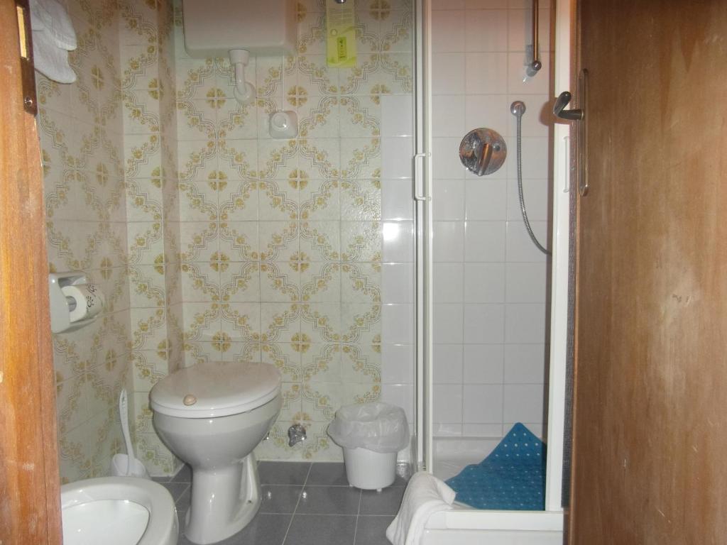 Hotel Villa Tedaldi Гресоне Сен Жан Екстериор снимка